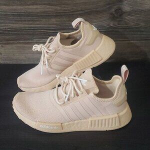 New Adidas NMD Blush Pink Sneakers Womens 9 Streetwear‎ Lightweight Casual Comfy